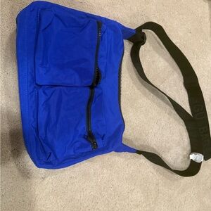 Baggu Medium Crossbody Cargo bag NWT